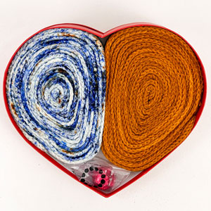 Tangled Up in You - Nutmeg / Sodalite by Madelinetosh