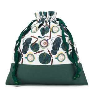 della Q Small Eden Project Bag - 115-1 - Fabric Print Collection - Coffee and Yarn Green (Preorder - Ships September)