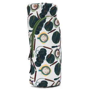 della Q Standing Needle Case - 600 - Fabric Print Collection - Coffee and Yarn Green (Pre-Order)