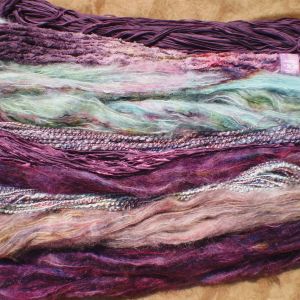 Colinette Absolutely Fabulous Throw Kit - zSummer Berries (#36)