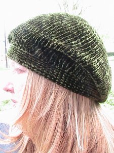 Muench Yarn Patterns - Touch Me Slouchy Beret Pattern
