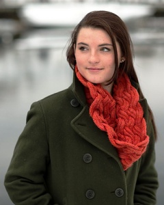 Swans Island Patterns - Entwined Cowl Pattern