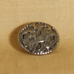 Muench Metal Buttons - Scrollwork - Silver