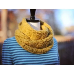 Carina Spencer Patterns - Dovetail Cowl Pattern
