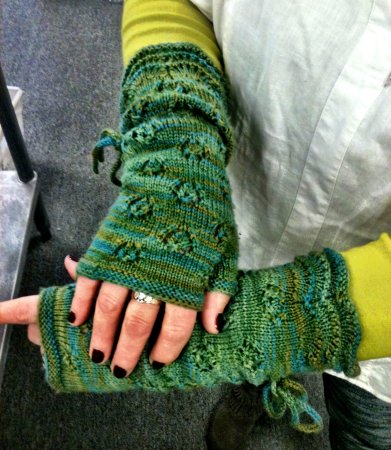 Jeanne's Downton Abbey Mystery KAL Mitts