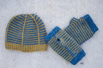 Kristen's Ruby Crest Hat and Mitts