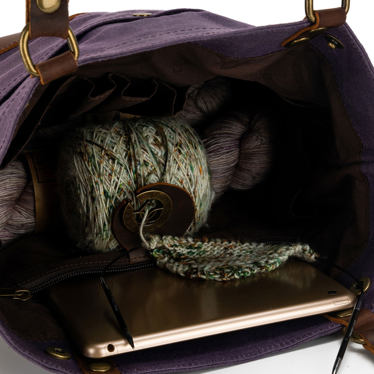 Della Q Willa Knitting Tote in Crawford at Fabulous Yarn