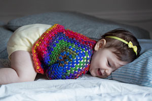 Urth Yarns Baby Squared Up Jacket Kit - Baby and Kids Cardigans