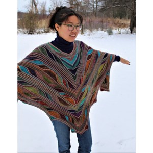 Urth Yarns Aflutter Poncho Kit - Women's Pullovers