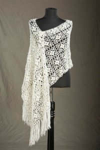 Rozetti Polaris Laurel Crocheted Stole Kit - Crochet for Adults