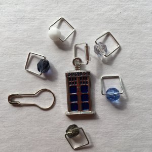 Spark Exclusive JBW Stitch Markers - '17 March - Police Box