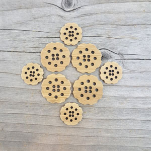 Katrinkles Bamboo Buttons - Flower - 5/8" - Flower - 5/8"