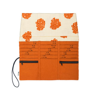 della Q Tri-Fold Circular Needle Case - 1145 - *Linen Flower - Orange